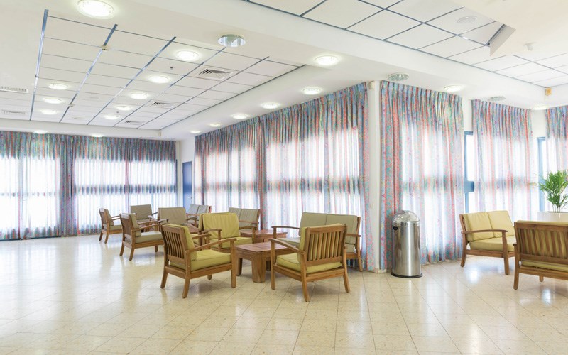 אנ"א עין גדי - לובי